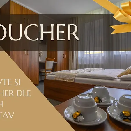 U Ledu Otel 3*