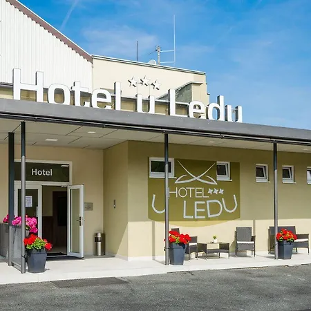 U Ledu Hotel