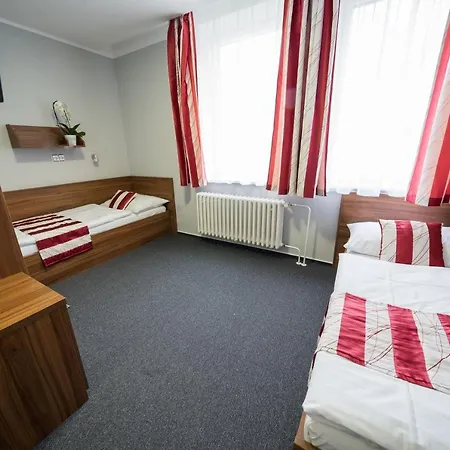 U Ledu Hotel