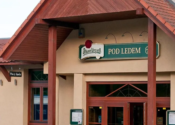 U Ledu Hotel Velké Popovice