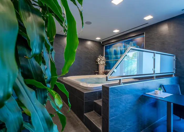 U Ledu Hotel 3*